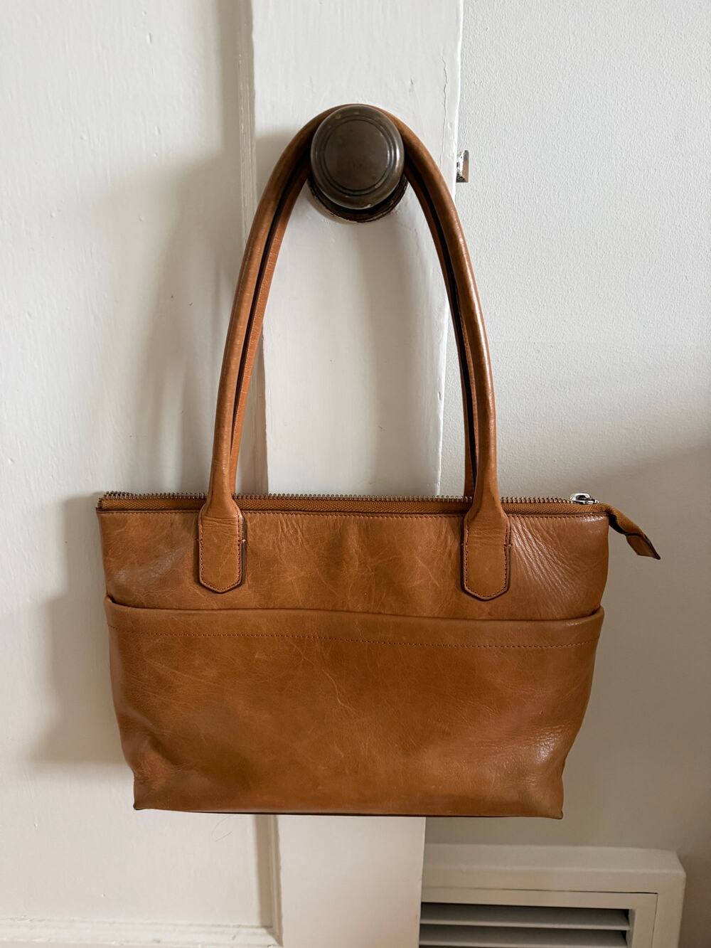 HOBO International Tan Leather Zip Tote Bag Chevron Lining